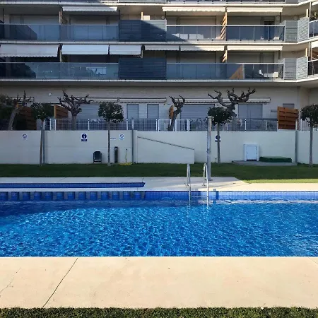 Apartamento En Edificio Alba Con Parking Y Piscina 128B - Inmo22